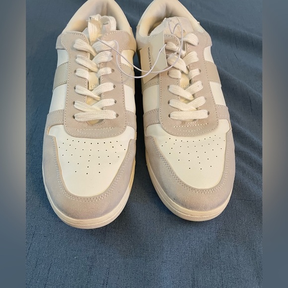 Universal Thread Women’s Nikita Sneakers, Size 9, NWOT - Picture 5 of 5